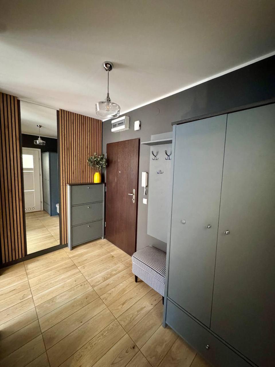 C- Home4U - Apartment With A City View Close To Aquapark, Parking In Secured Area Краків Екстер'єр фото