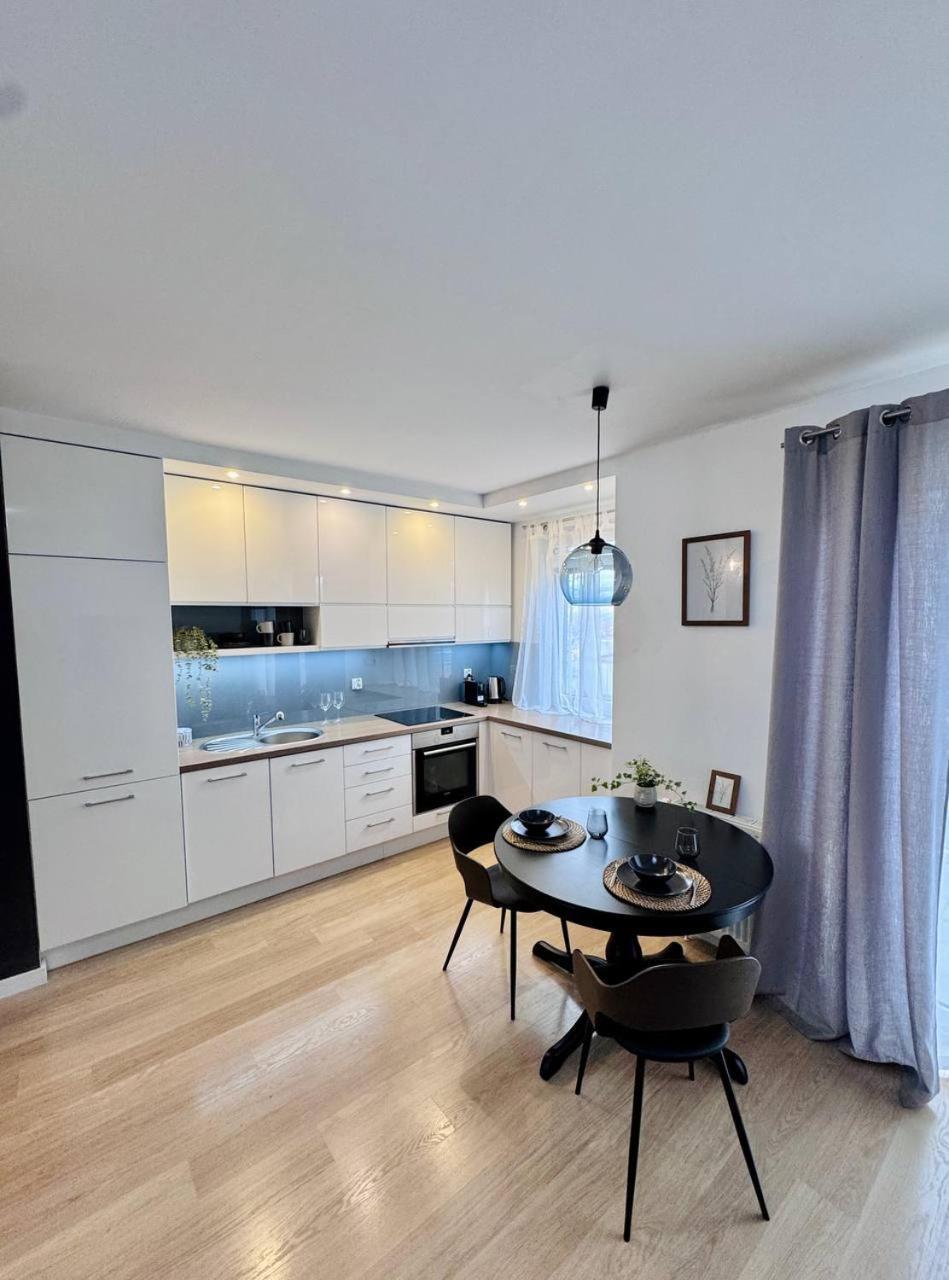 C- Home4U - Apartment With A City View Close To Aquapark, Parking In Secured Area Краків Екстер'єр фото